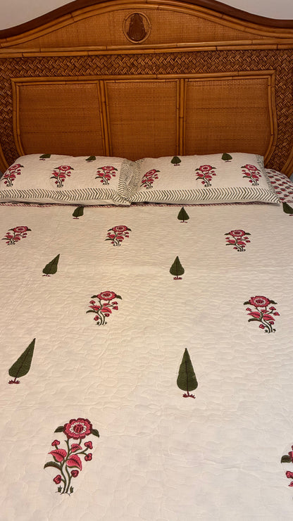Indian Hand-Block Printed Reversible Quilt Set with 2 Shams – Ivory, Rose & Olive