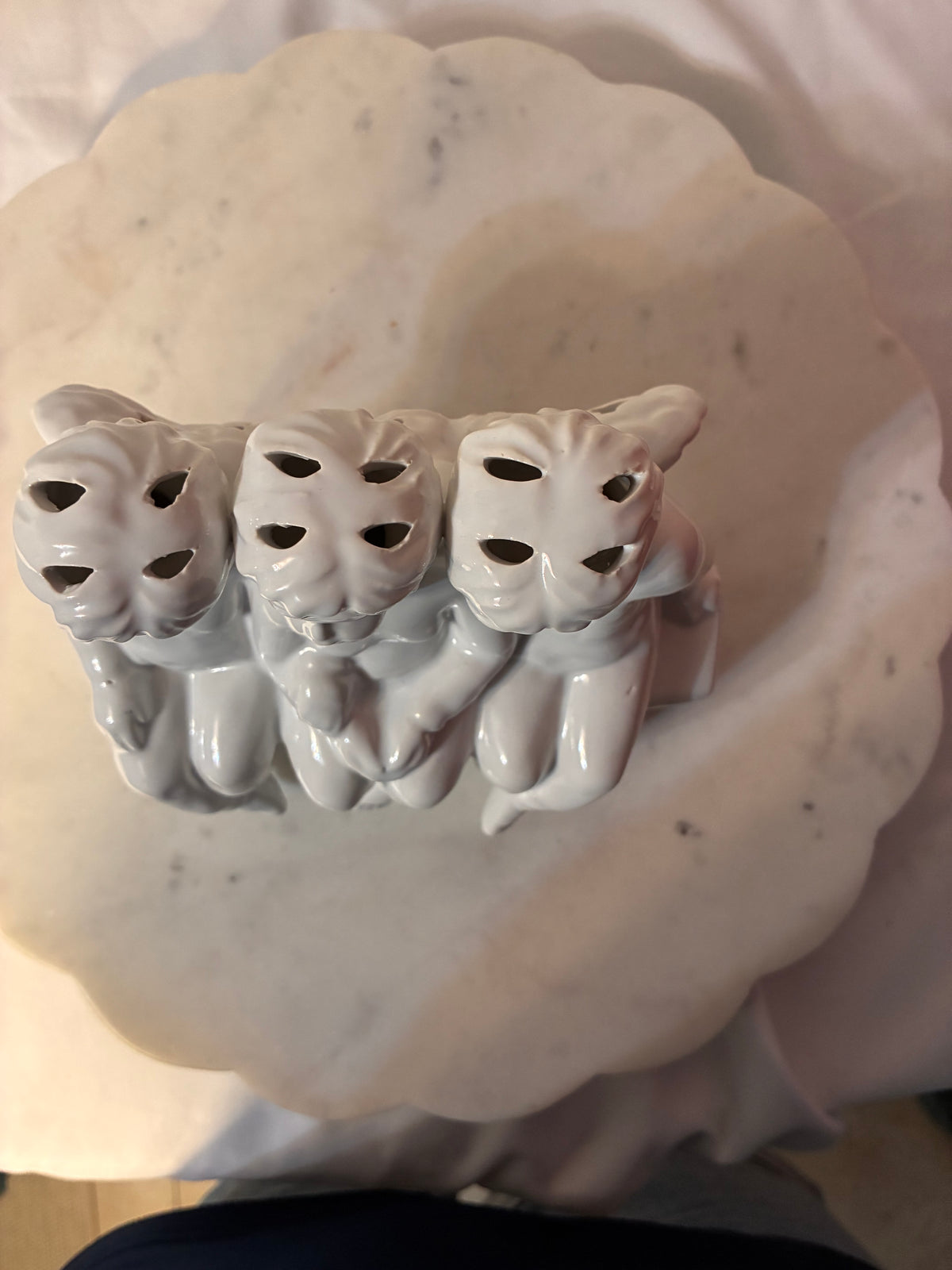 Ivory Ceramic Three Cherubs Pierced Luminary Figurine