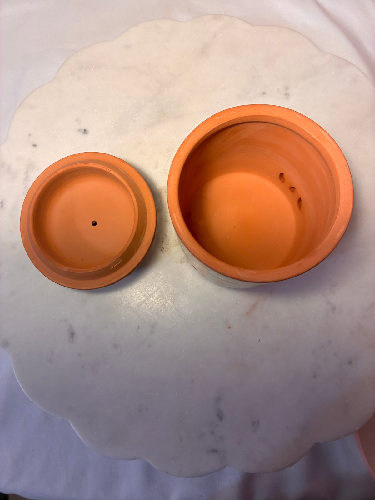 Vintage Hand-Painted Terracotta Garlic Keeper with Lid