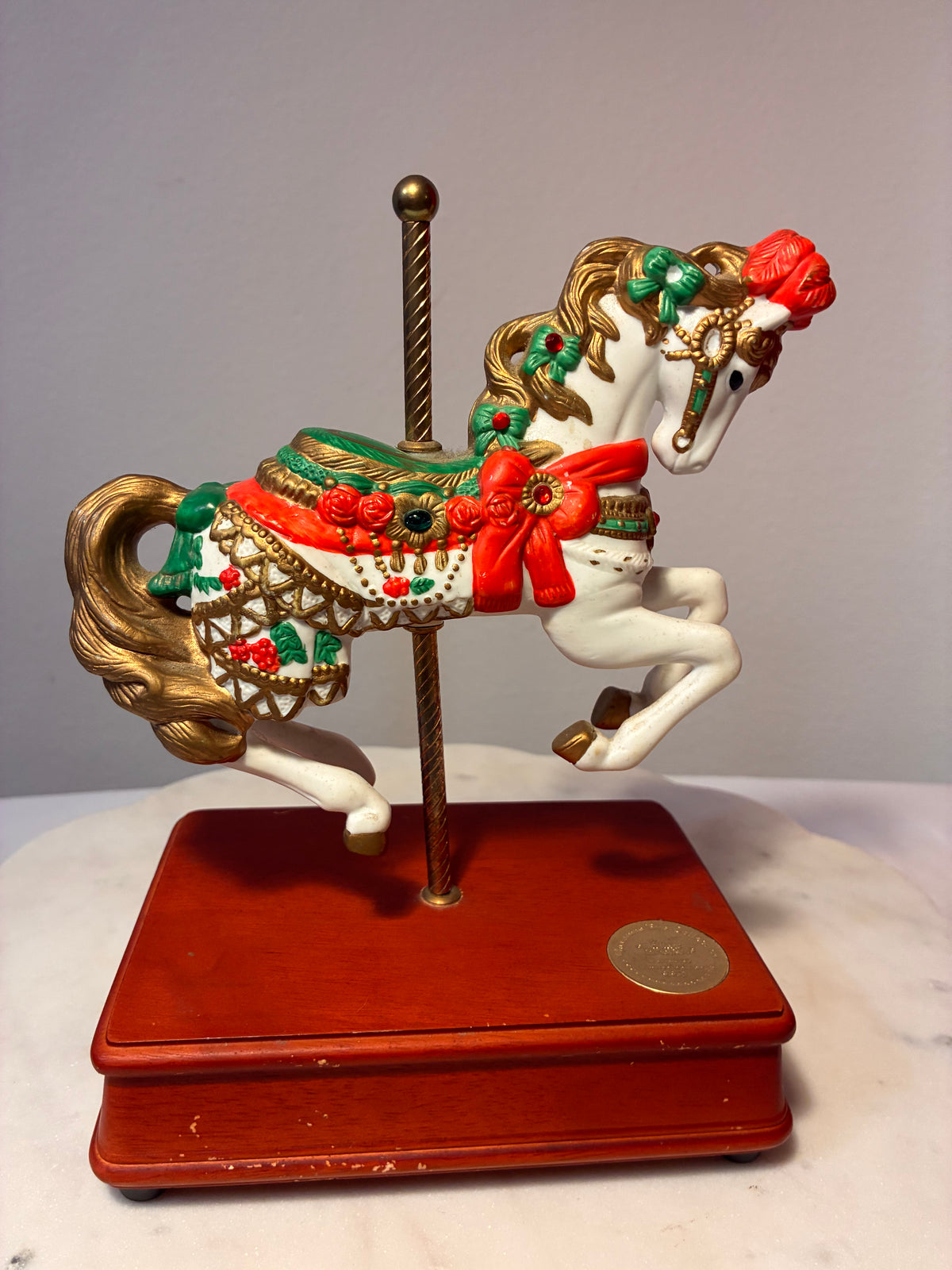 Vintage Heritage House Christmas Carousel Horse Music Box – Winter Wonderland